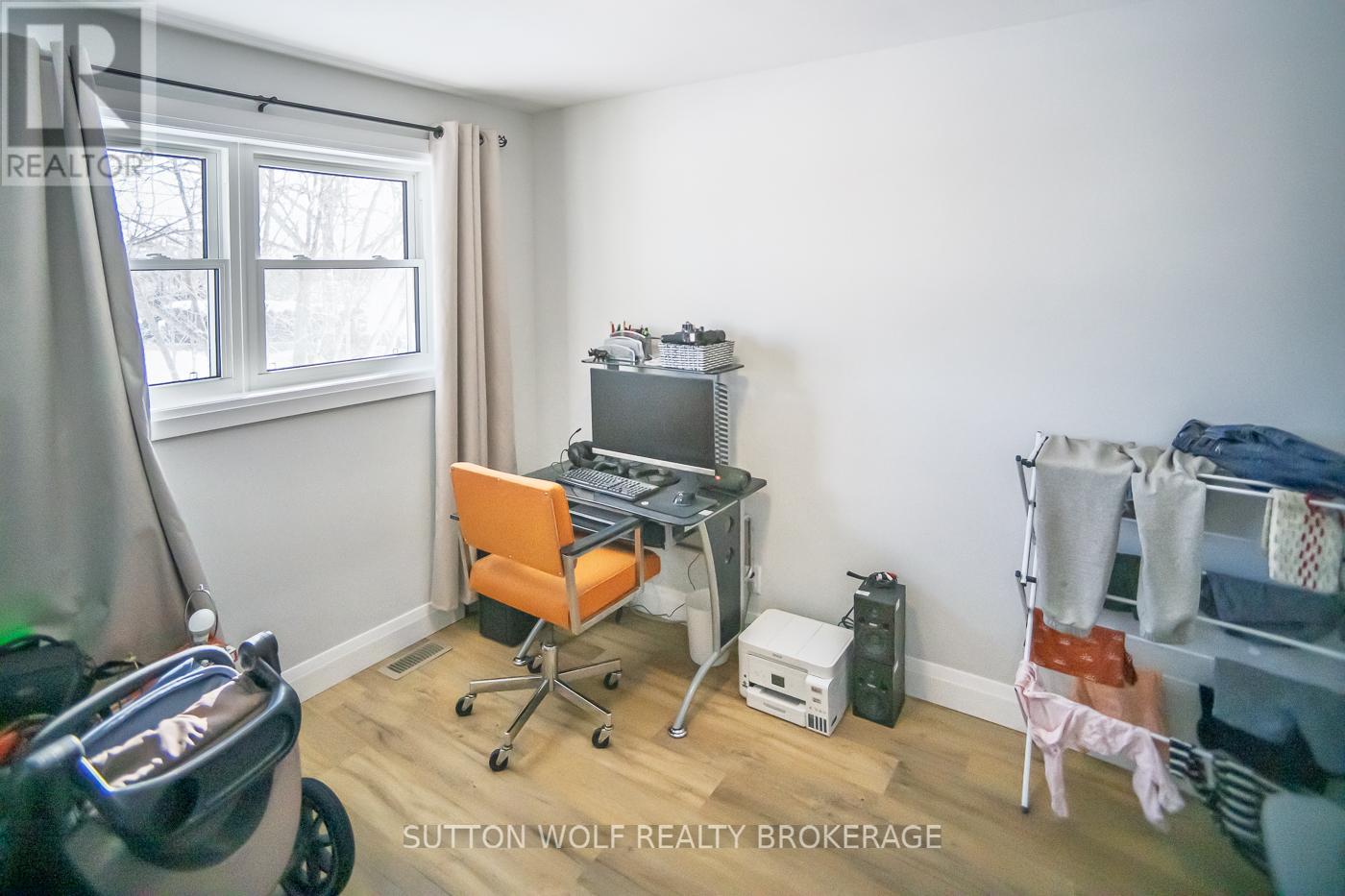 235 William Street, Southwest Middlesex, Ontario  N0L 1Z0 - Photo 16 - X12657304