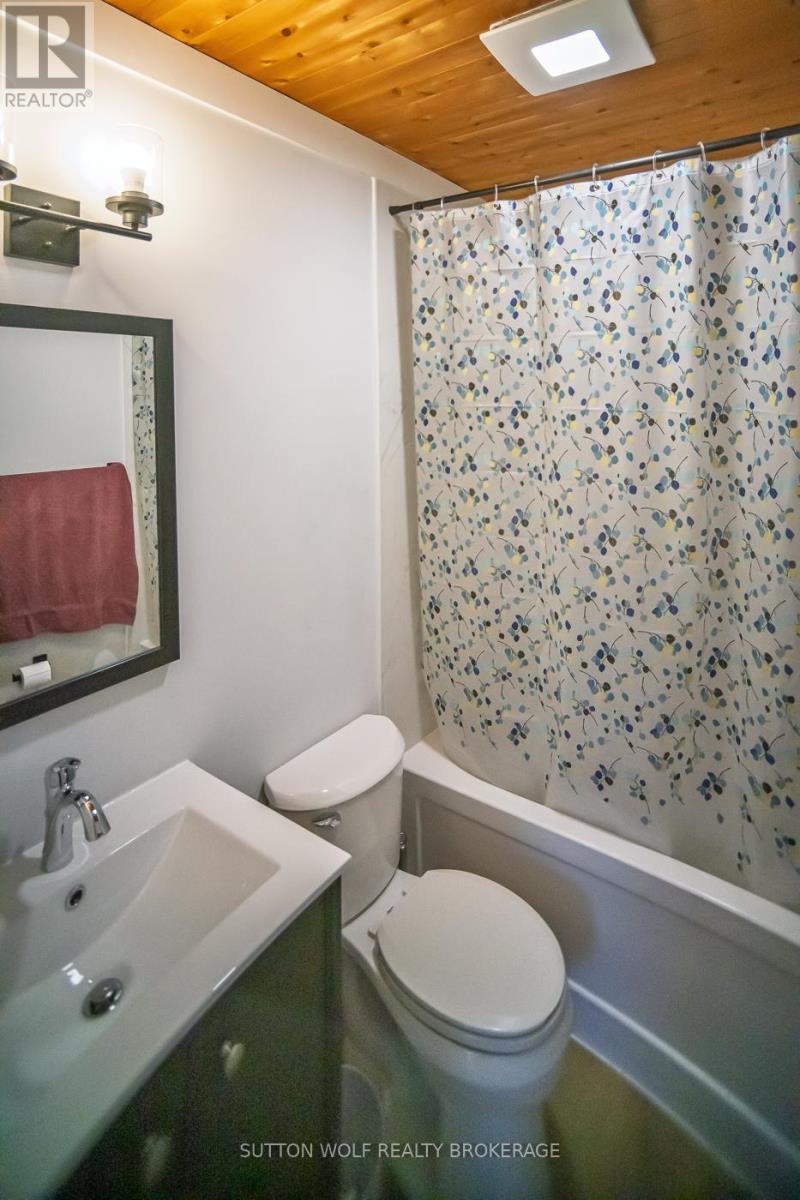 235 William Street, Southwest Middlesex, Ontario  N0L 1Z0 - Photo 18 - X12657304