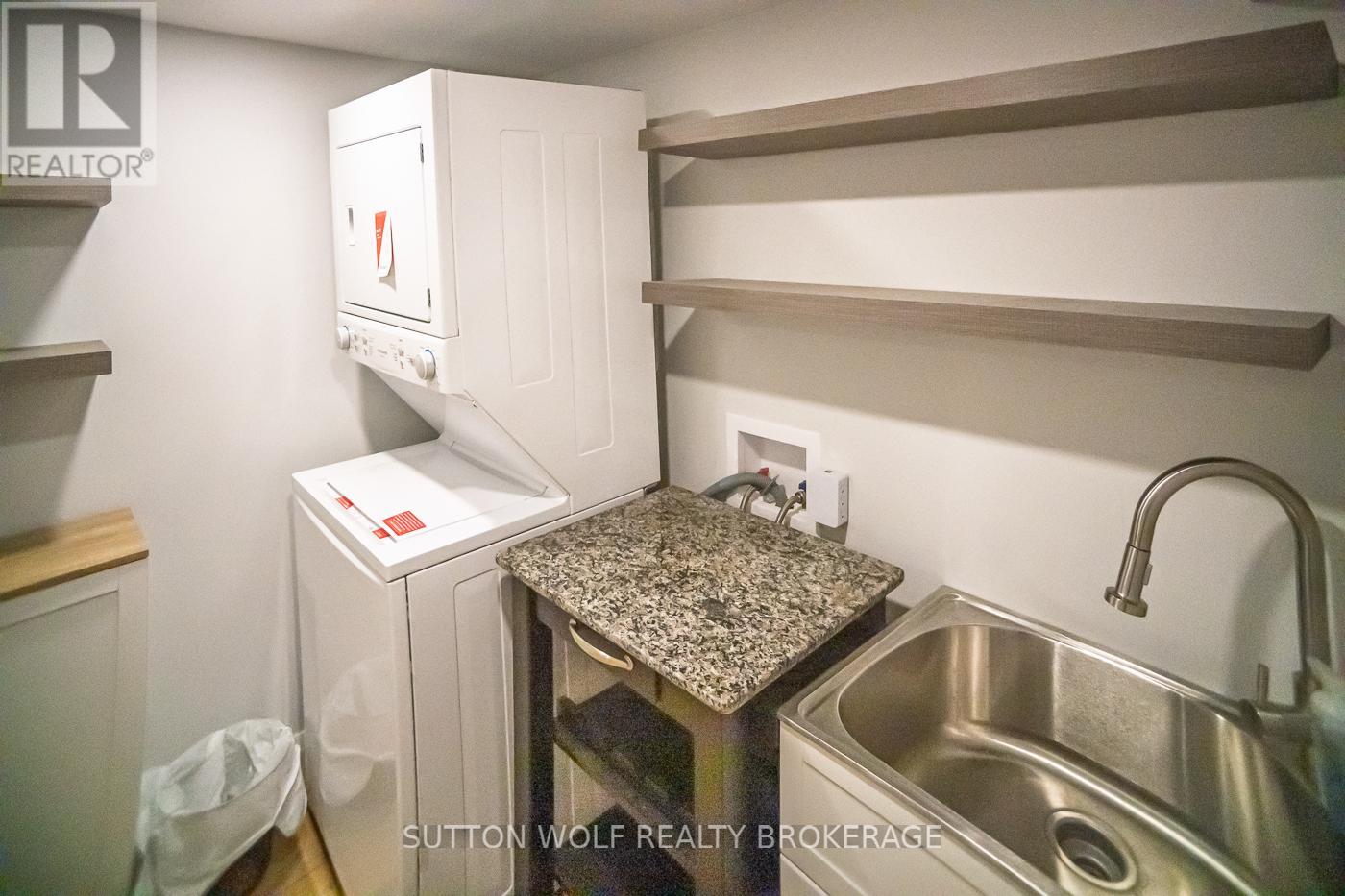 235 William Street, Southwest Middlesex, Ontario  N0L 1Z0 - Photo 30 - X12657304