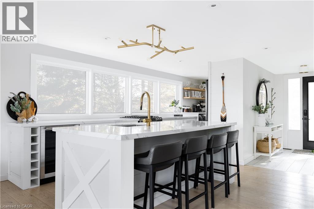 2872 Muskoka Road 118 W, Muskoka Lakes, Ontario  P0B 1J0 - Photo 6 - 40800805