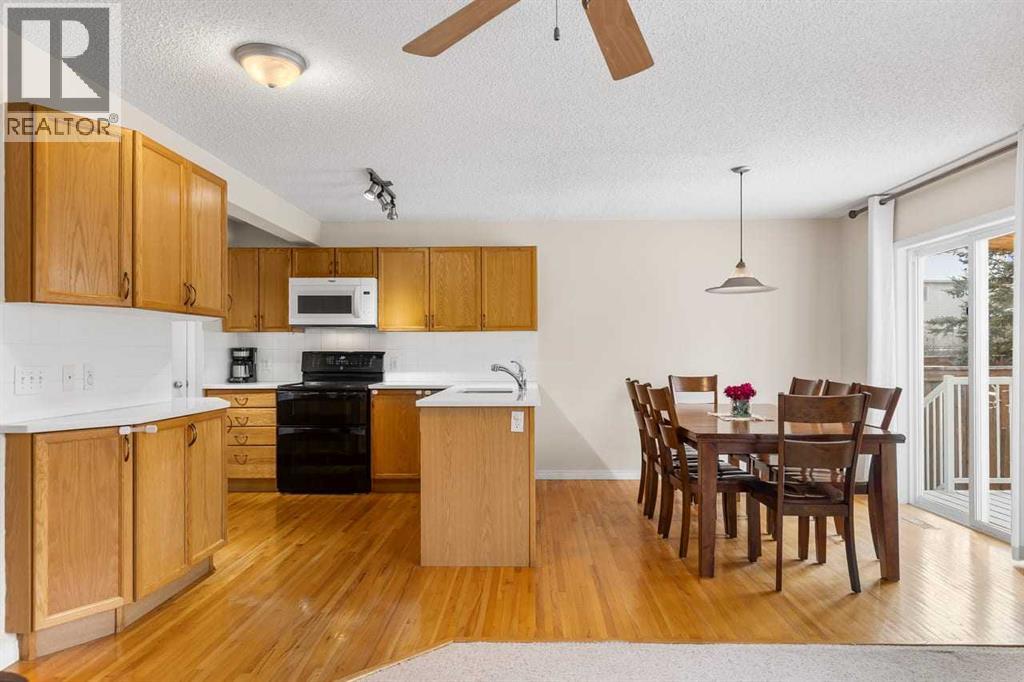 176 Cougar Ridge Circle Sw, Calgary, Alberta  T3H 5L3 - Photo 4 - A2281923