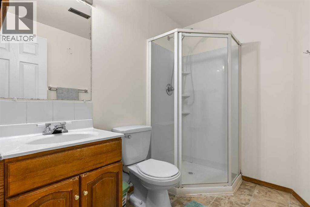 176 Cougar Ridge Circle Sw, Calgary, Alberta  T3H 5L3 - Photo 35 - A2281923