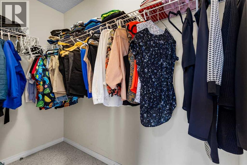 176 Cougar Ridge Circle Sw, Calgary, Alberta  T3H 5L3 - Photo 19 - A2281923