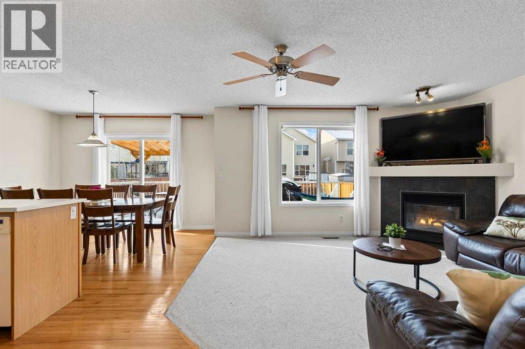 176 Cougar Ridge Circle Sw, Calgary, Alberta  T3H 5L3 - Photo 3 - A2281923