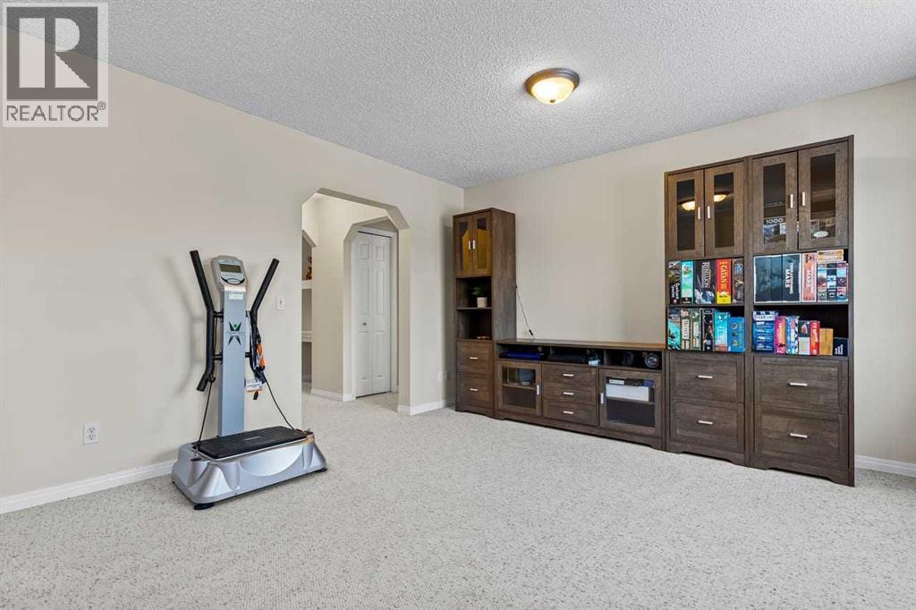 176 Cougar Ridge Circle Sw, Calgary, Alberta  T3H 5L3 - Photo 27 - A2281923