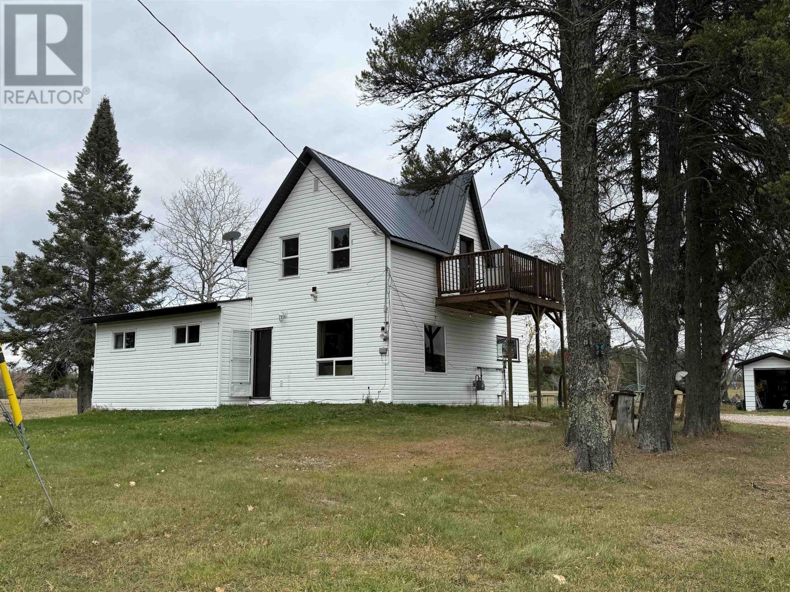 621 McGogy RD, Dryden, Ontario