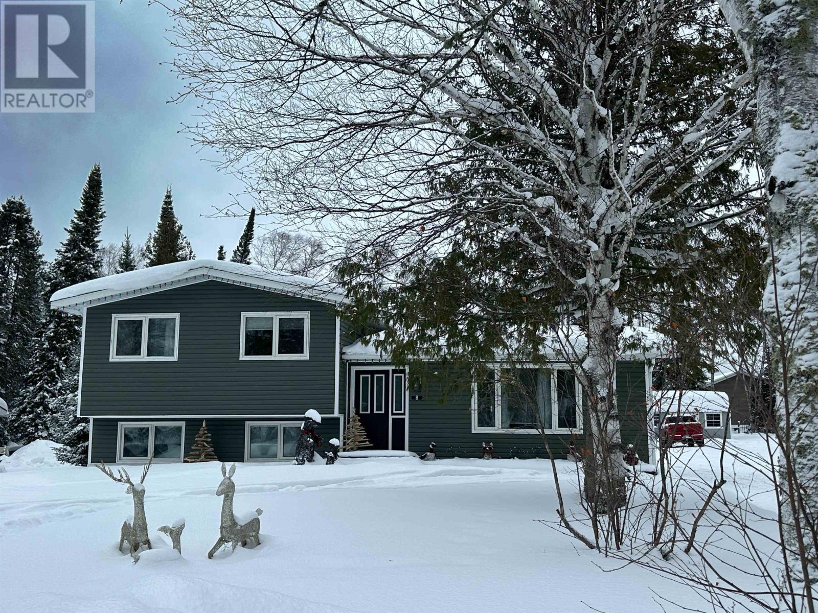 8 John ST, Ear Falls, Ontario