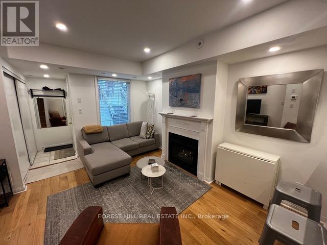 810 - 5 Everson Drive, Toronto, Ontario  M2N 7C3 - Photo 3 - C12733874