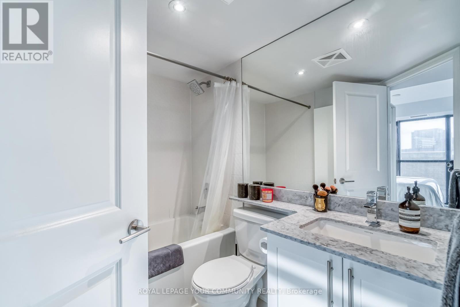 612 - 125 Western Battery Road, Toronto, Ontario  M6K 3R8 - Photo 22 - C12673076