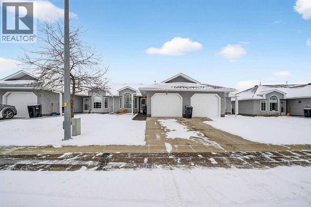 13 Parklane Place, Strathmore, Alberta  T1P 1K7 - Photo 2 - A2282761