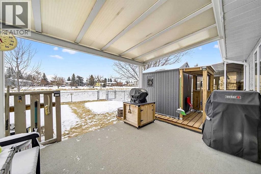 13 Parklane Place, Strathmore, Alberta  T1P 1K7 - Photo 28 - A2282761