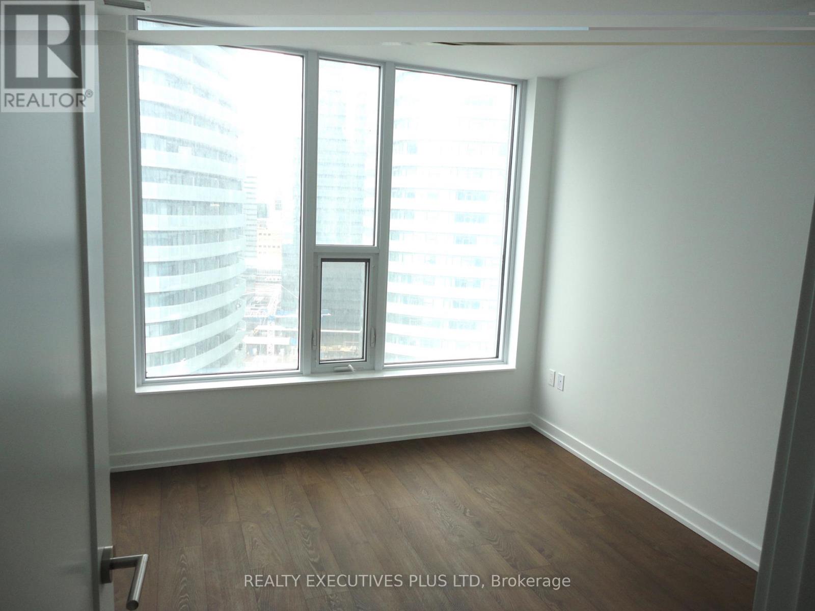 1912 - 10 York Street, Toronto, Ontario  M5J 0E1 - Photo 20 - C12741536