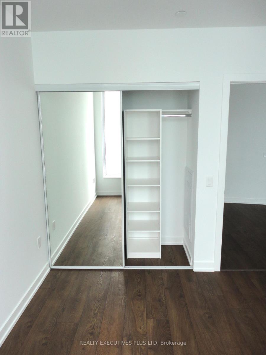 1912 - 10 York Street, Toronto, Ontario  M5J 0E1 - Photo 21 - C12741536