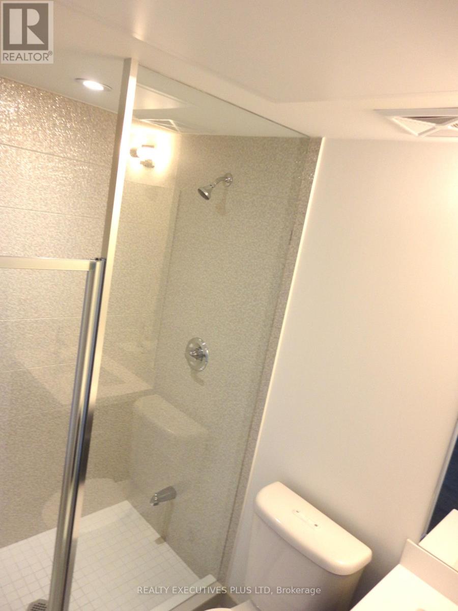 1912 - 10 York Street, Toronto, Ontario  M5J 0E1 - Photo 22 - C12741536