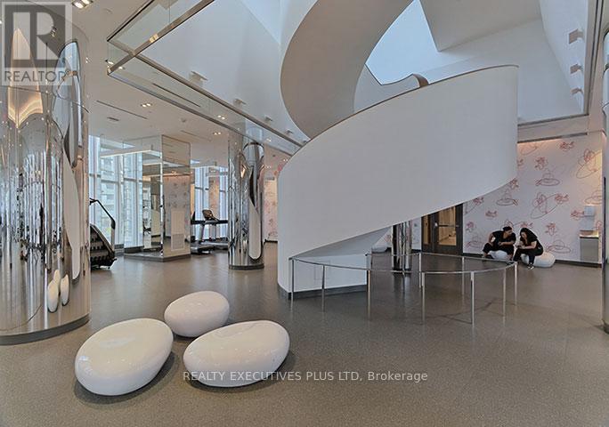 1912 - 10 York Street, Toronto, Ontario  M5J 0E1 - Photo 7 - C12741536