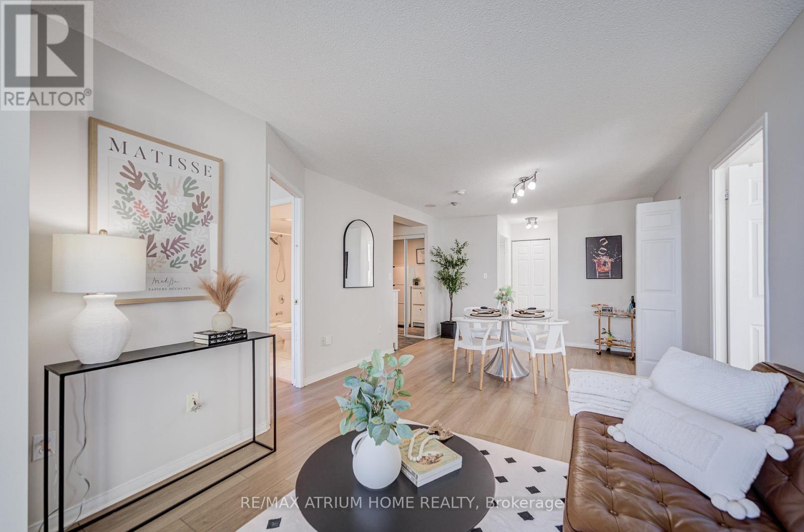 1703 - 3 Pemberton Avenue, Toronto, Ontario  M2M 4M1 - Photo 10 - C12741554