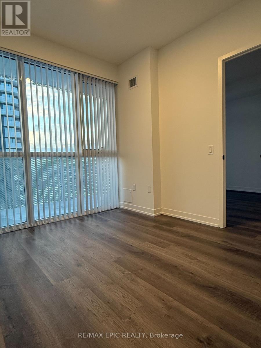 5201 - 8 Interchange Way, Vaughan, Ontario  L4K 0R2 - Photo 7 - N12741512