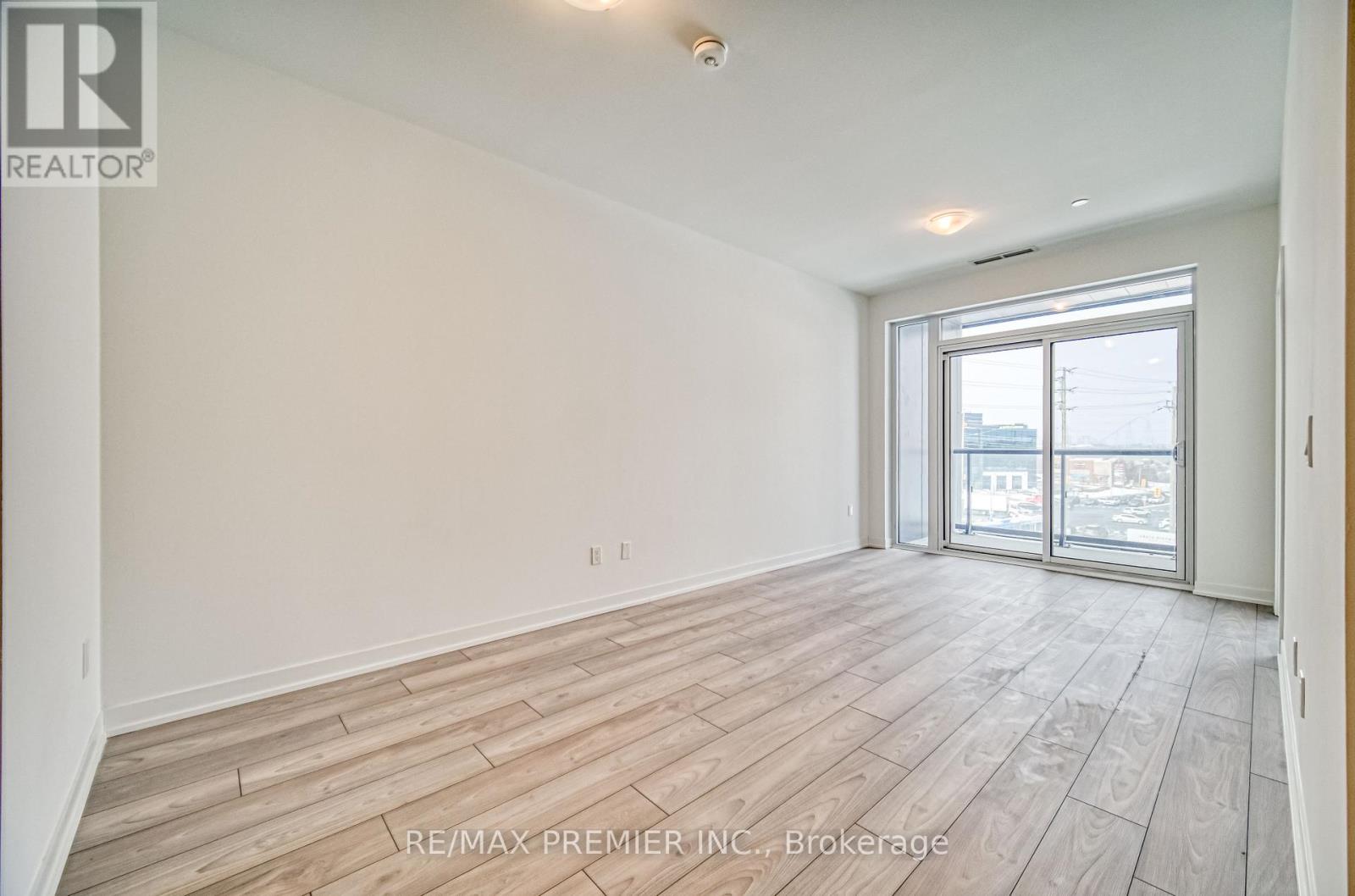 435 - 498 Caldari Road, Vaughan, Ontario  L4K 0R6 - Photo 11 - N12741522