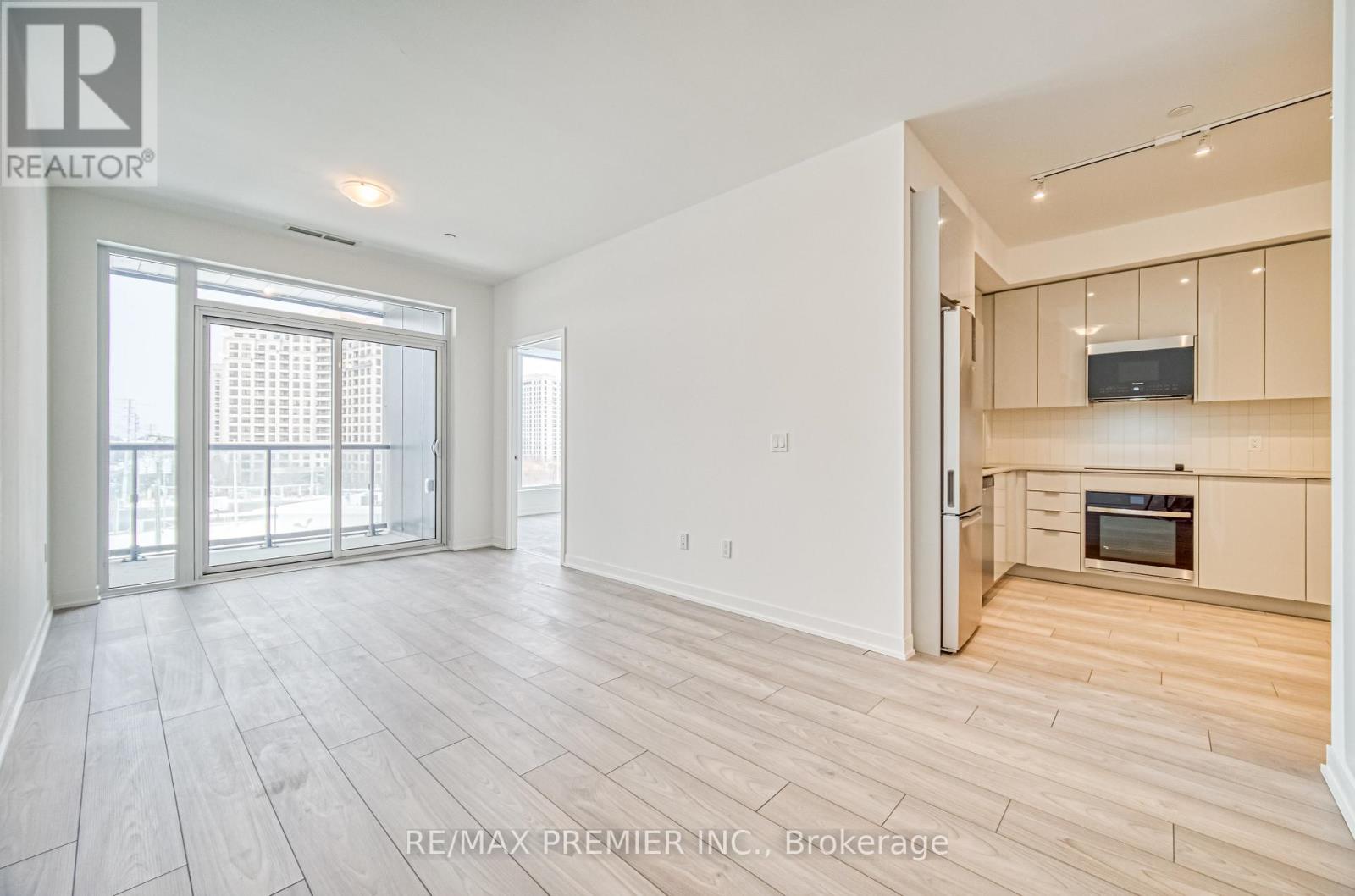 435 - 498 Caldari Road, Vaughan, Ontario  L4K 0R6 - Photo 13 - N12741522