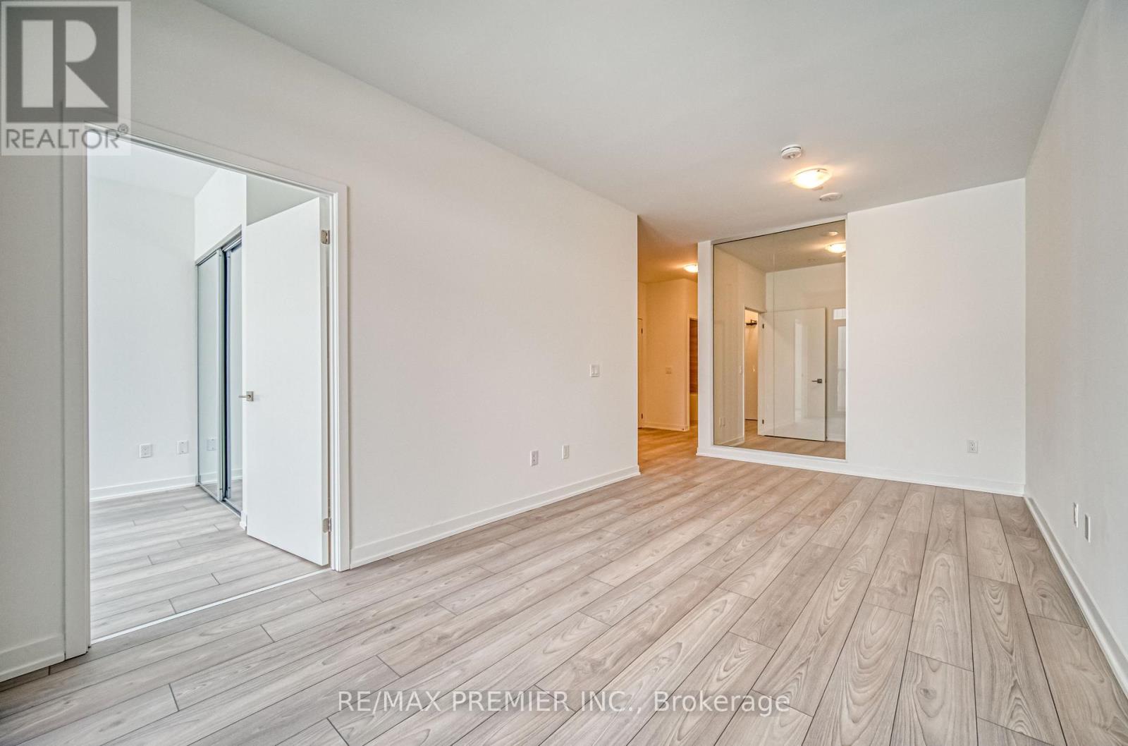 435 - 498 Caldari Road, Vaughan, Ontario  L4K 0R6 - Photo 14 - N12741522