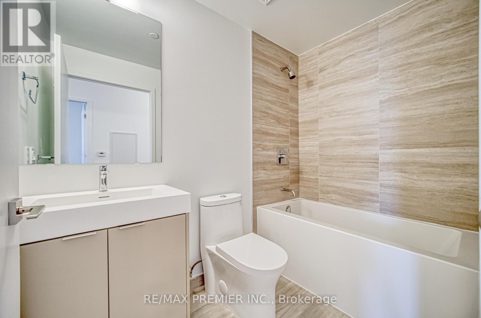 435 - 498 Caldari Road, Vaughan, Ontario  L4K 0R6 - Photo 25 - N12741522