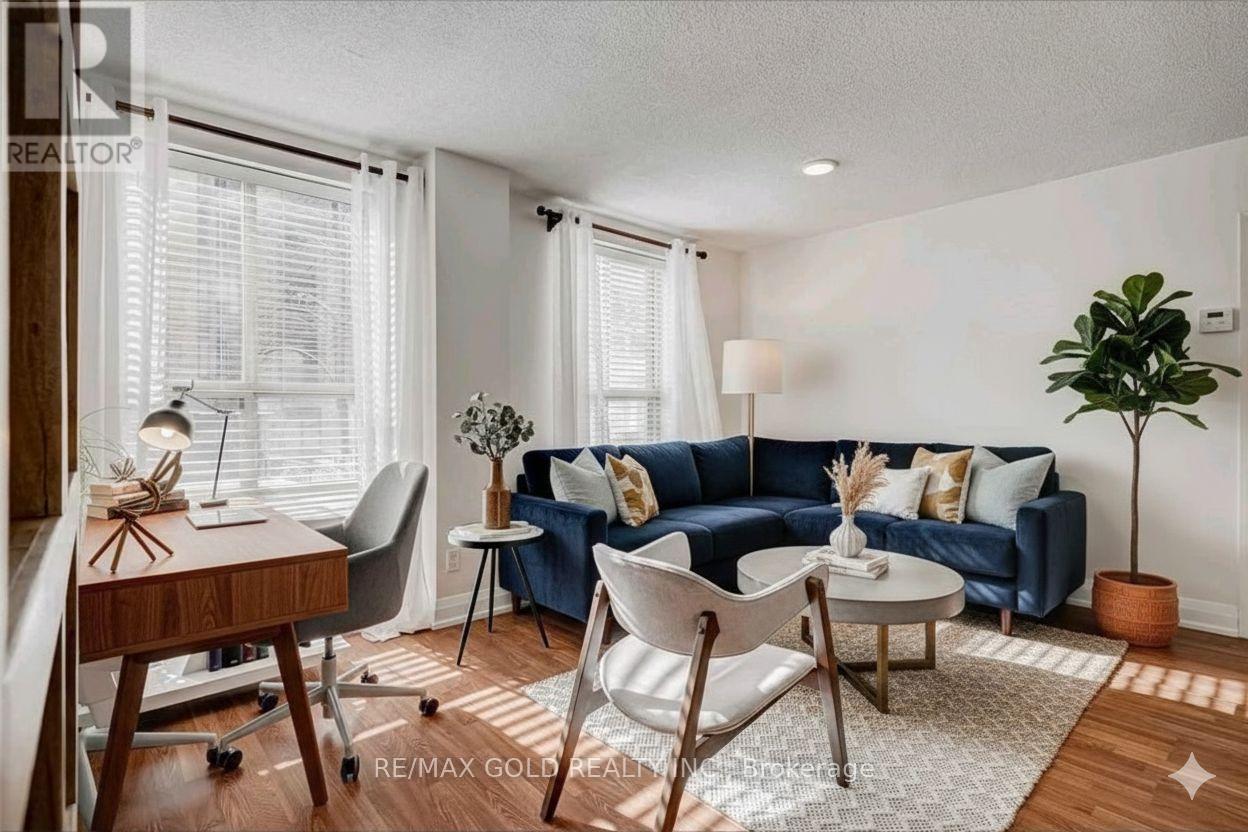 101 - 80 Charles Street E, Toronto, Ontario  M4Y 2W6 - Photo 6 - C12731766