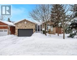 38 BROOKFIELD CRESCENT, Barrie, Ontario