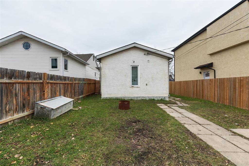 224 Hartford Avenue, Winnipeg, Manitoba  R2V 0L8 - Photo 12 - 202528697