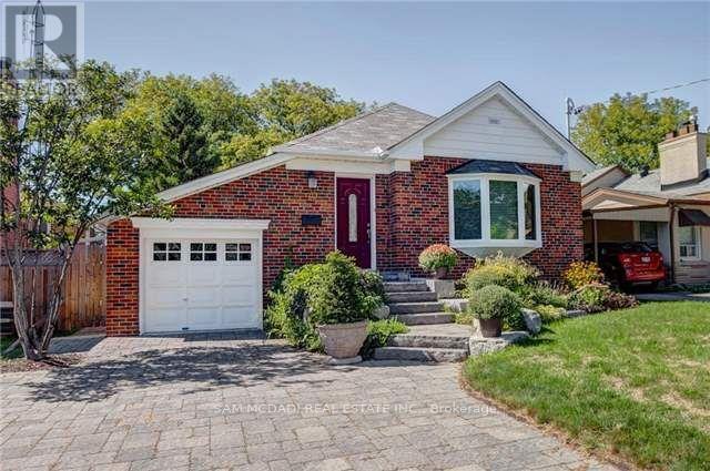 70 THIRTY SEVENTH STREET, Toronto, Ontario