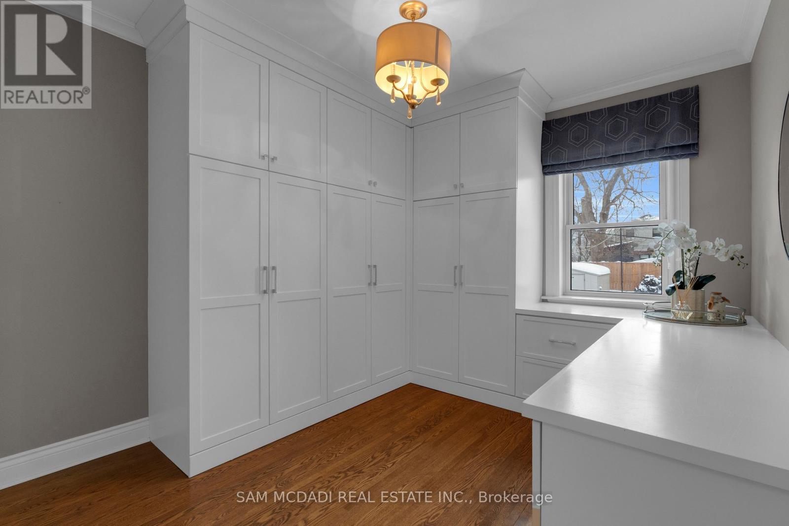 70 Thirty Seventh Street, Toronto, Ontario  M8W 3L8 - Photo 13 - W12741492