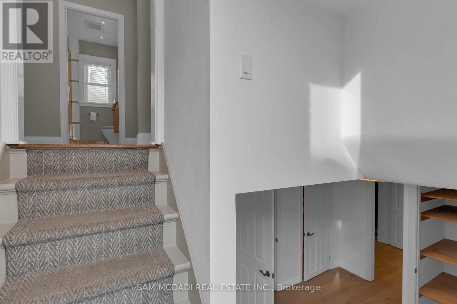 70 Thirty Seventh Street, Toronto, Ontario  M8W 3L8 - Photo 16 - W12741492