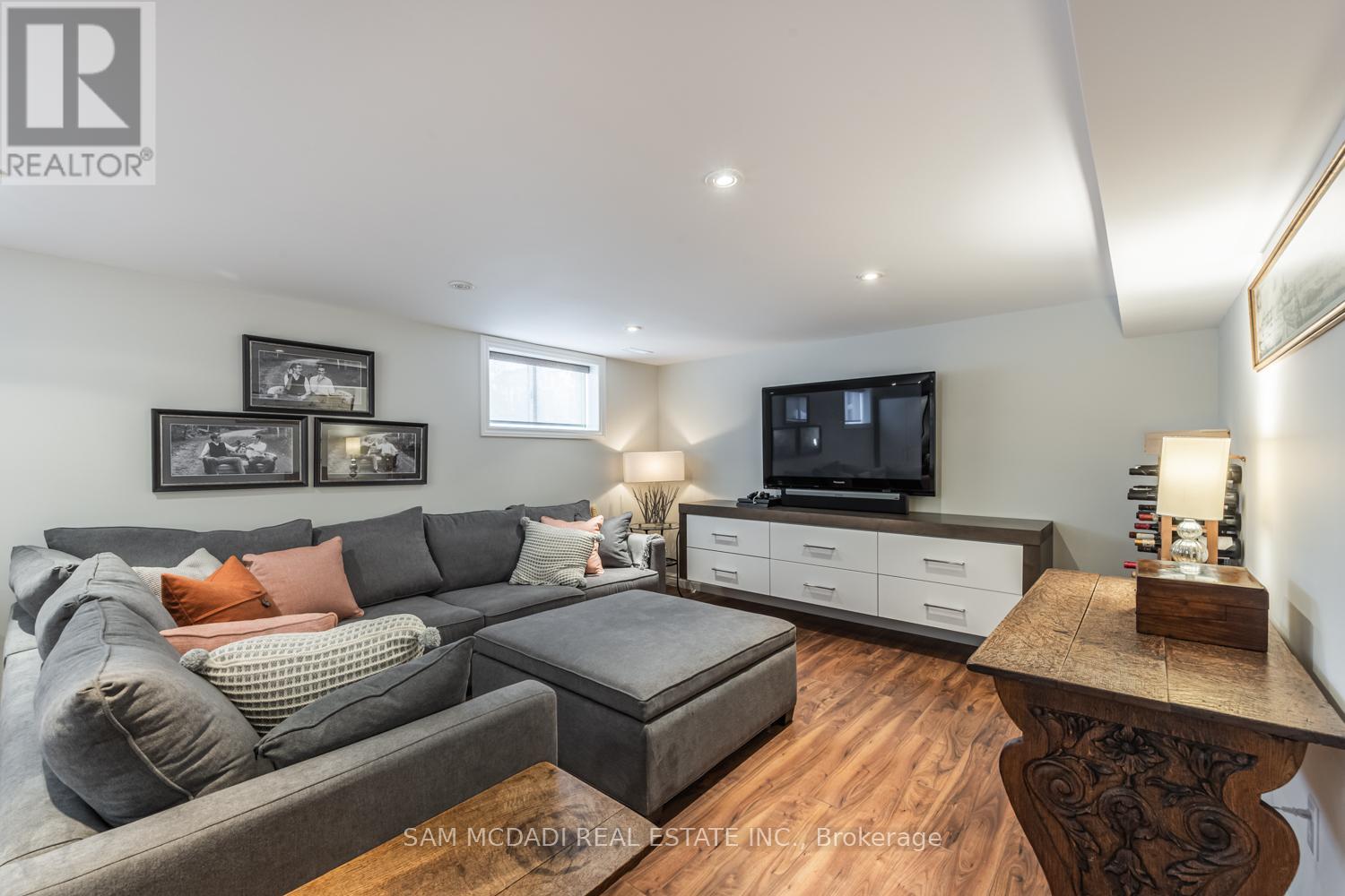 70 Thirty Seventh Street, Toronto, Ontario  M8W 3L8 - Photo 19 - W12741492