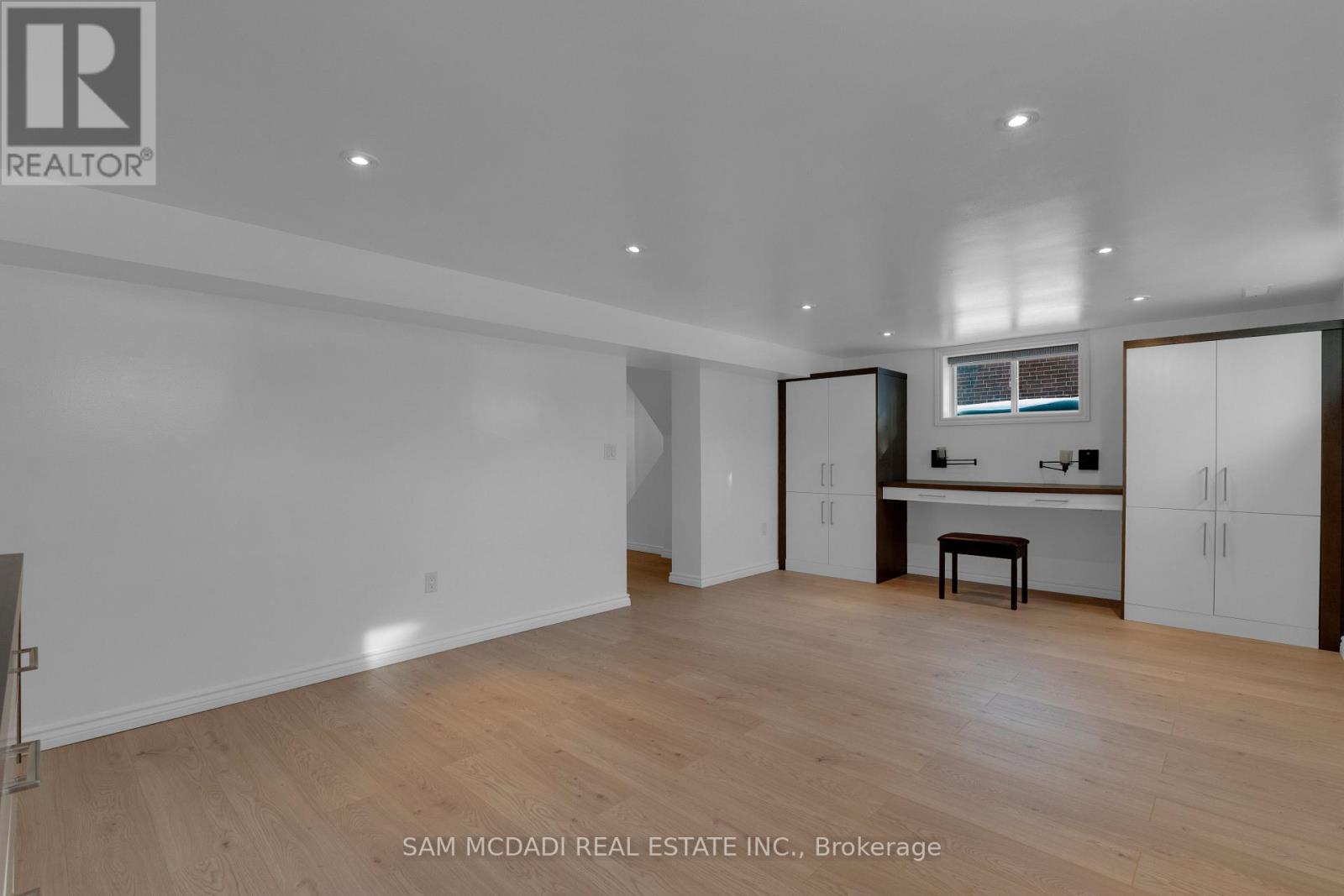 70 Thirty Seventh Street, Toronto, Ontario  M8W 3L8 - Photo 20 - W12741492