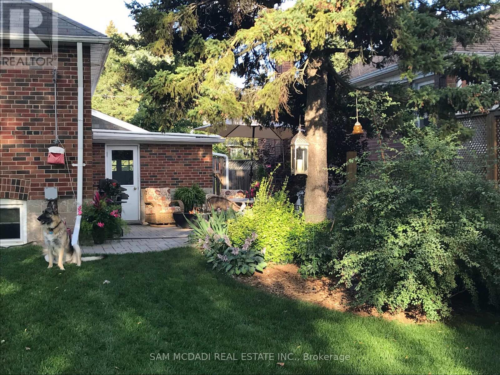 70 Thirty Seventh Street, Toronto, Ontario  M8W 3L8 - Photo 32 - W12741492