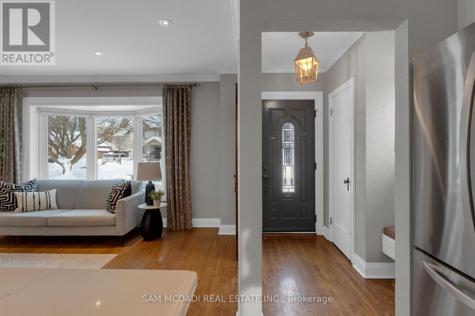 70 Thirty Seventh Street, Toronto, Ontario  M8W 3L8 - Photo 8 - W12741492