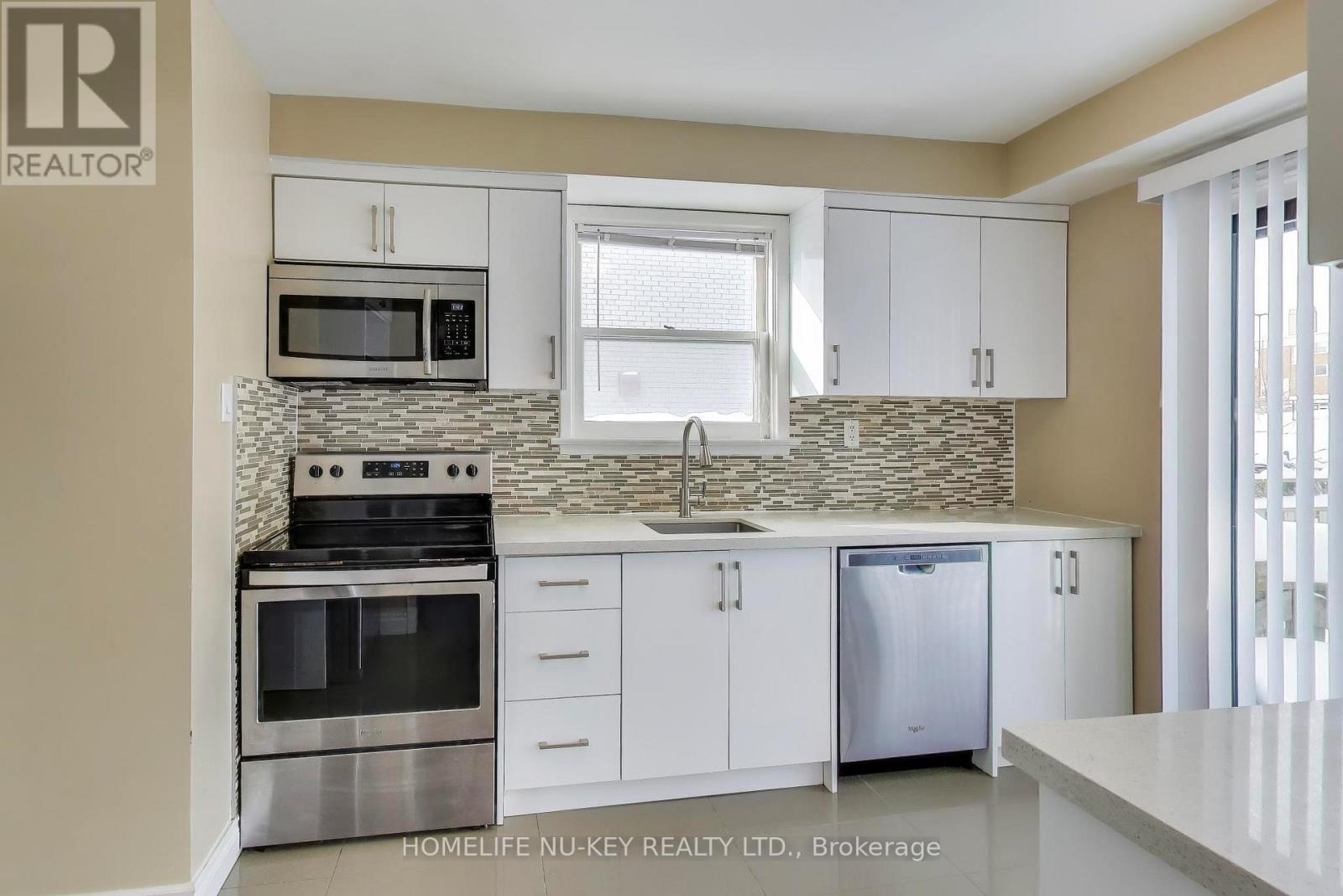 2443 Brookhurst Road, Mississauga, Ontario  L5J 1R4 - Photo 9 - W12741500