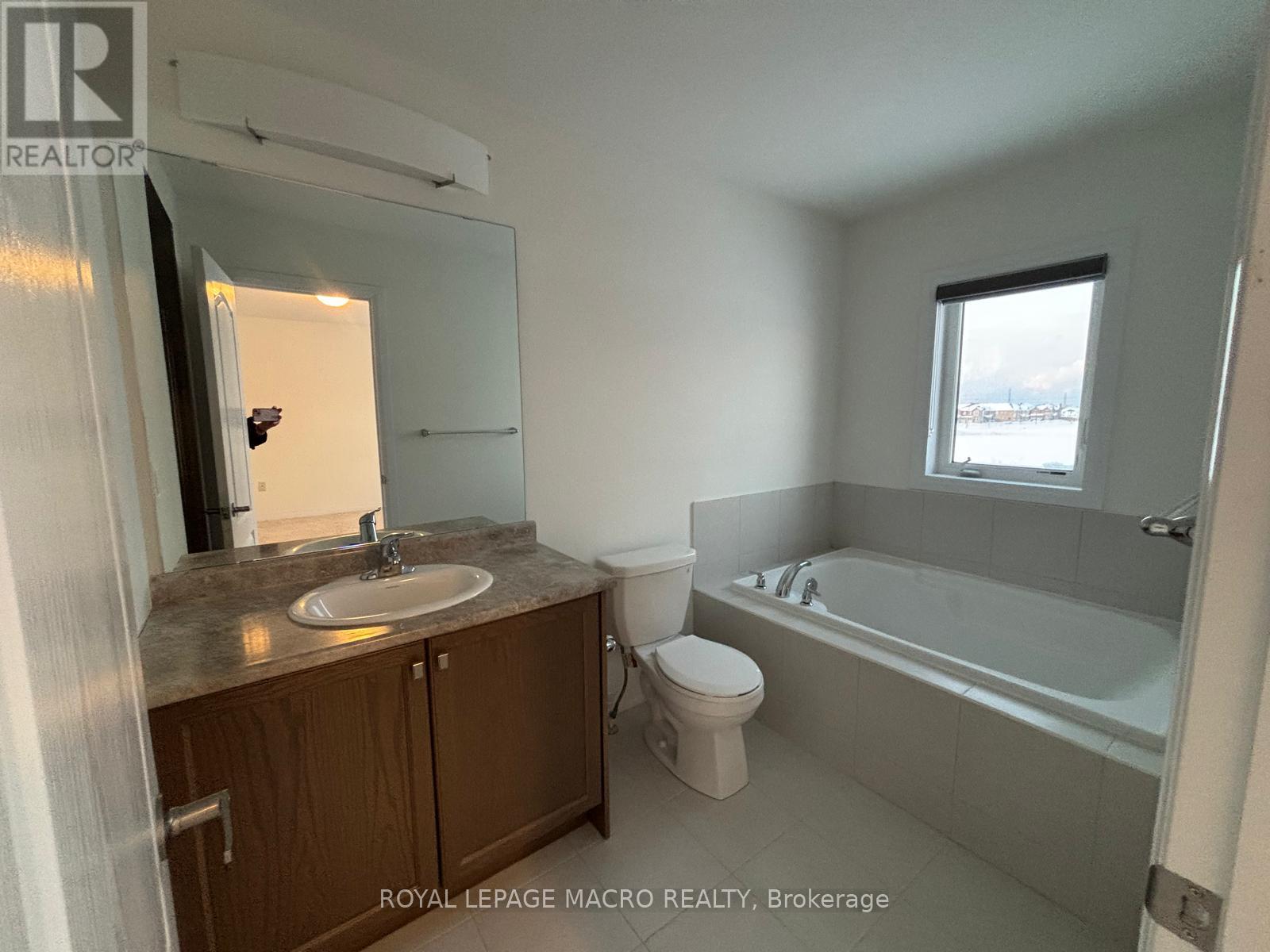 106 Selection Heights, Thorold, Ontario  L2V 0N7 - Photo 27 - X12741508