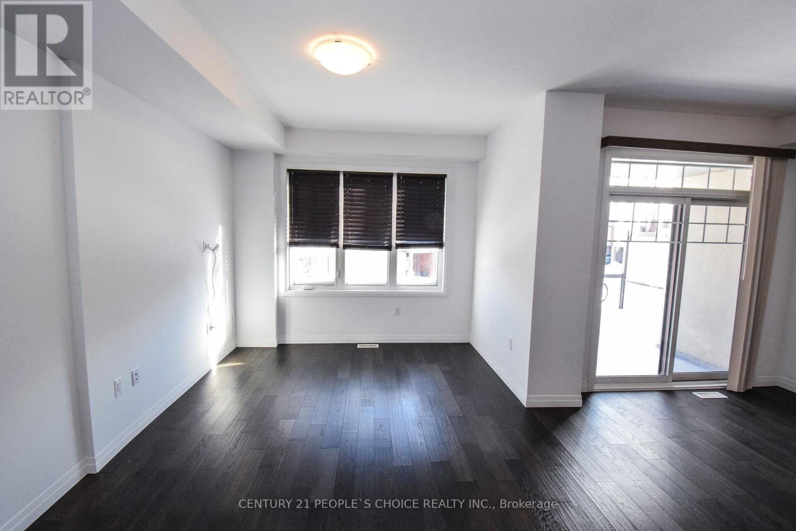 15 Hoffman Lane, Hamilton, Ontario  L9G 0H2 - Photo 10 - X12741564