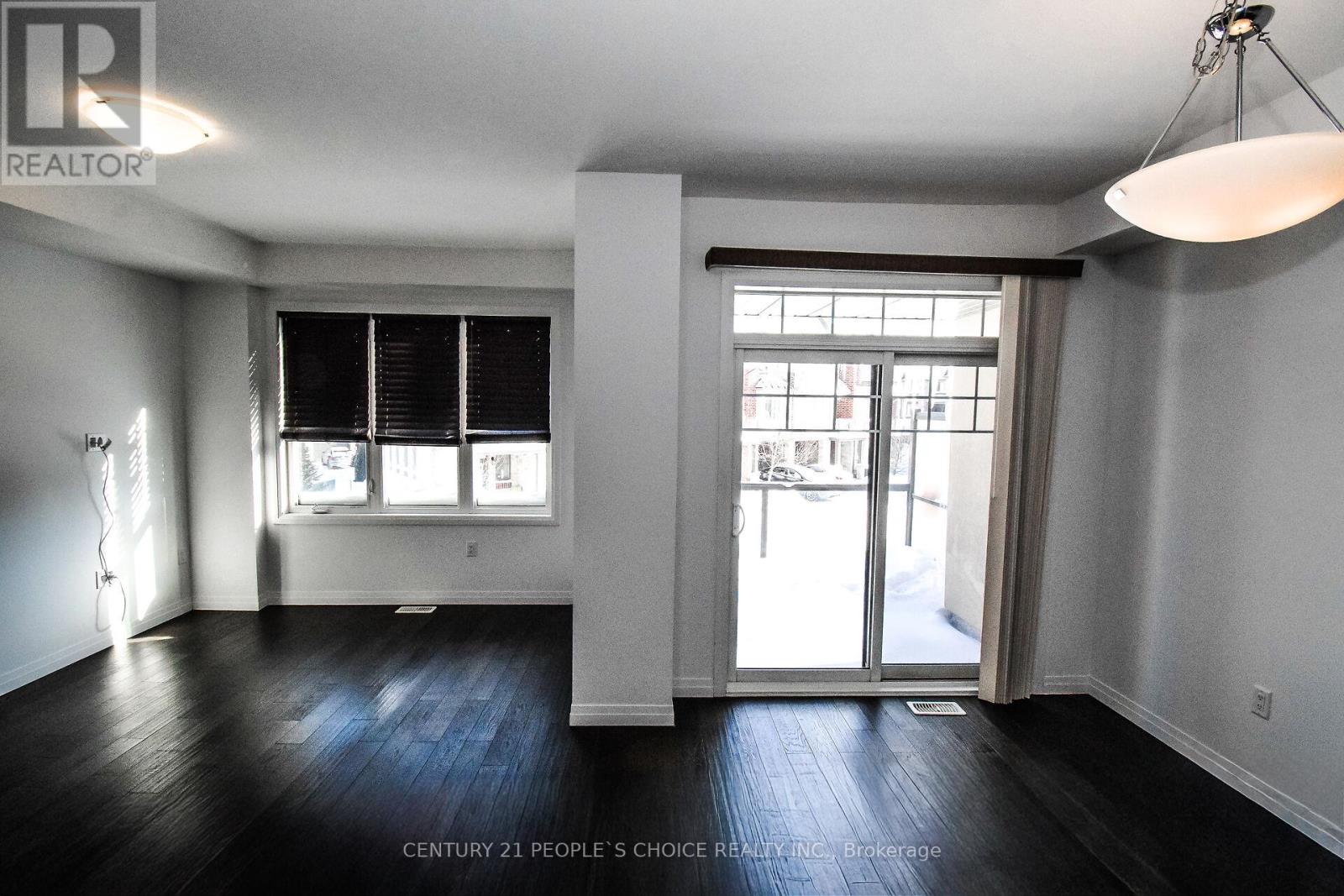 15 Hoffman Lane, Hamilton, Ontario  L9G 0H2 - Photo 15 - X12741564