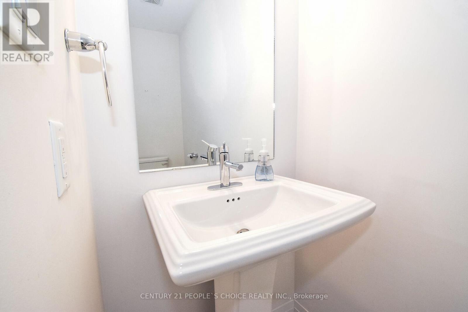 15 Hoffman Lane, Hamilton, Ontario  L9G 0H2 - Photo 27 - X12741564