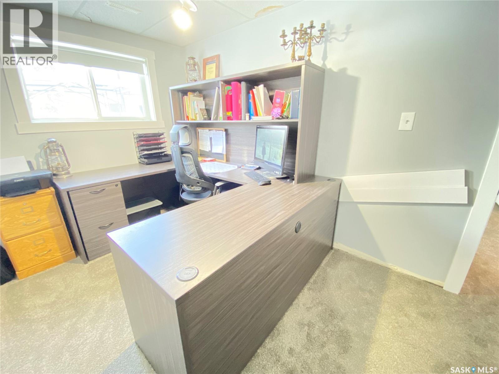 11 Harrigan Crescent, Maple Creek, Saskatchewan  S0N 1N0 - Photo 43 - SK027659