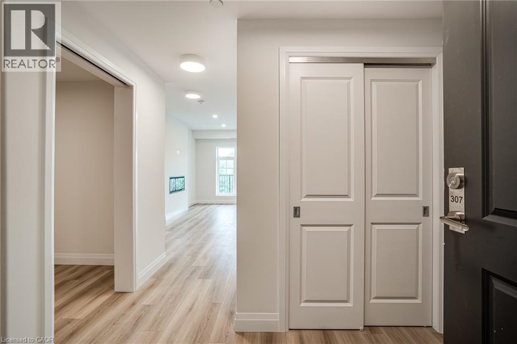 153 Wilson Street W Unit# 307, Ancaster, Ontario  L9G 1N4 - Photo 3 - 40798809