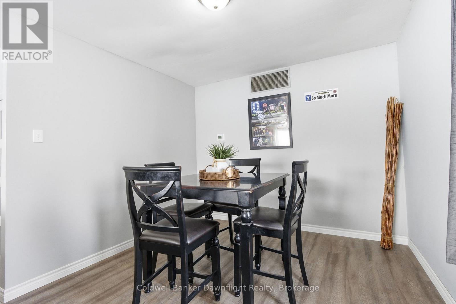 379 Marlborough Street, South Huron, Ontario  N0M 1S2 - Photo 15 - X12741640