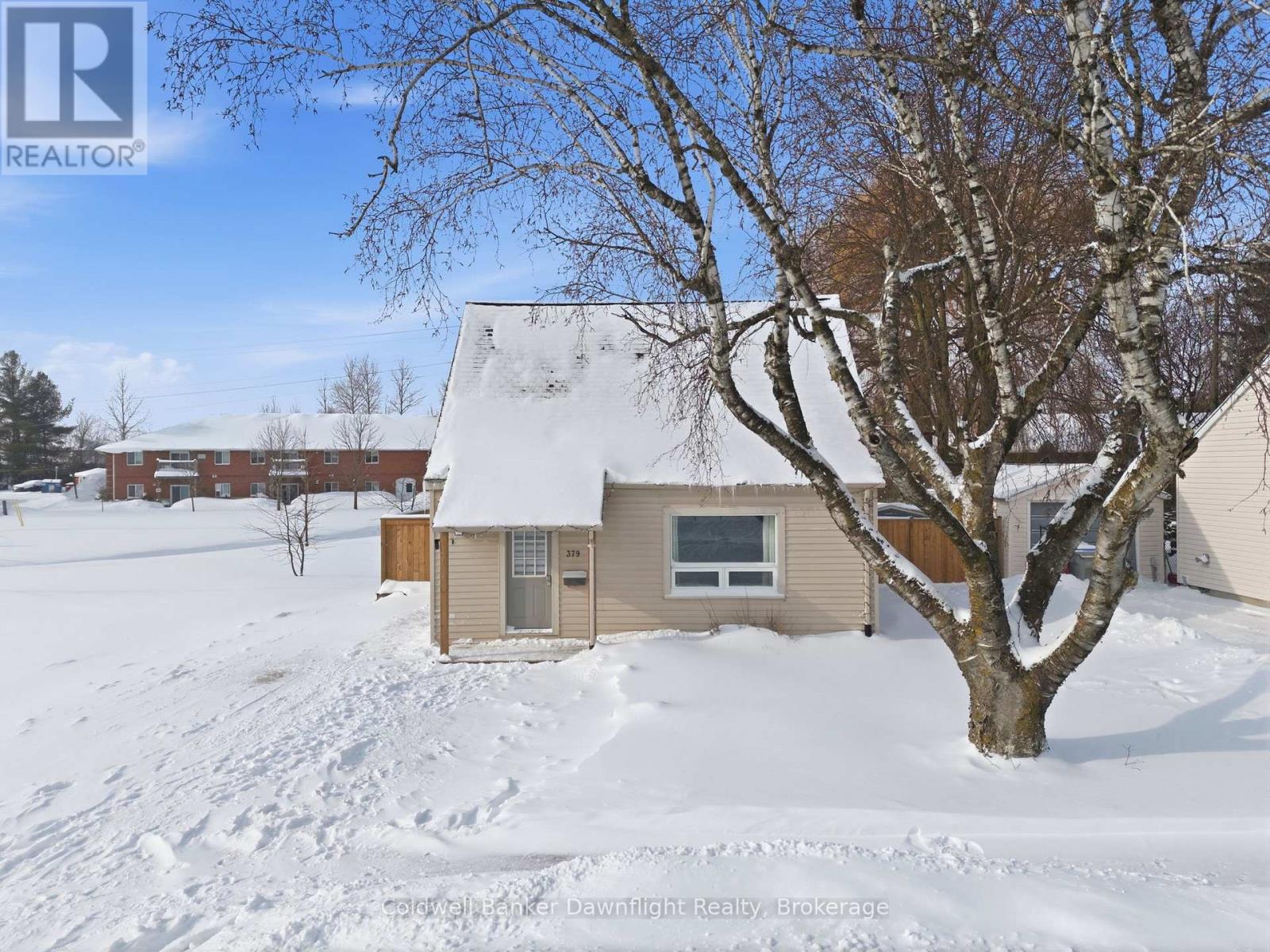 379 Marlborough Street, South Huron, Ontario  N0M 1S2 - Photo 3 - X12741640