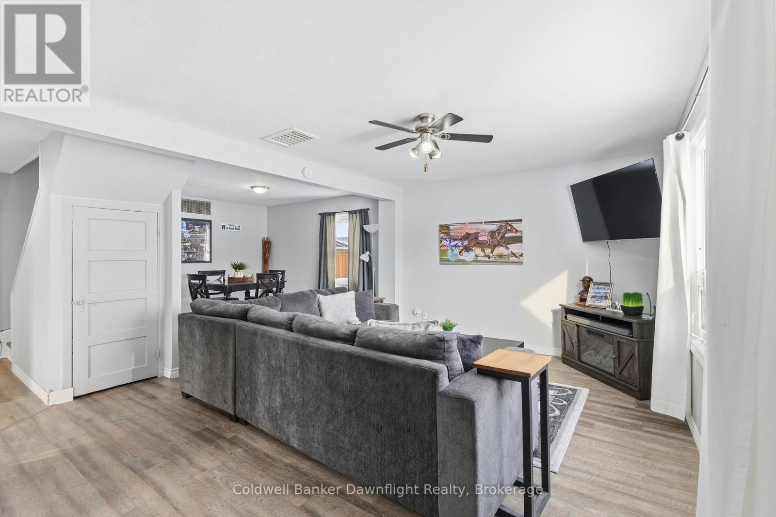 379 Marlborough Street, South Huron, Ontario  N0M 1S2 - Photo 6 - X12741640