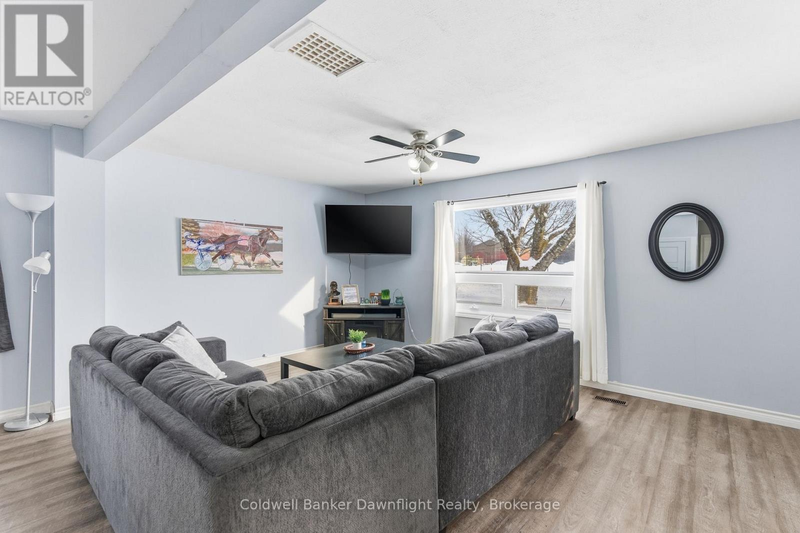 379 Marlborough Street, South Huron, Ontario  N0M 1S2 - Photo 7 - X12741640