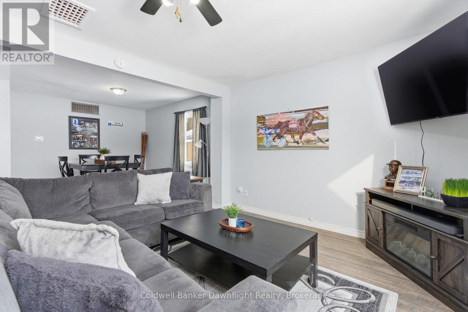 379 Marlborough Street, South Huron, Ontario  N0M 1S2 - Photo 8 - X12741640