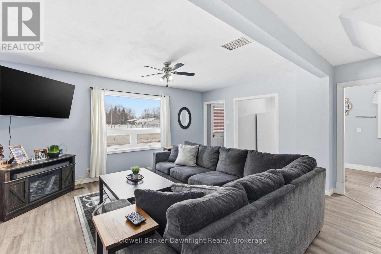 379 Marlborough Street, South Huron, Ontario  N0M 1S2 - Photo 9 - X12741640