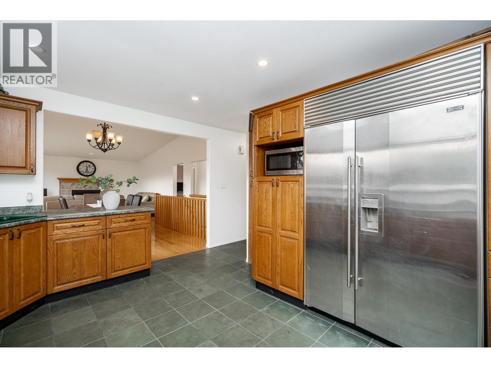 1415 Cornell Avenue, Coquitlam, British Columbia  V3J 2Z8 - Photo 12 - R3084636