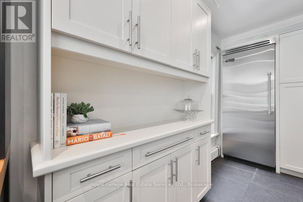 68 Thomas Street, Oakville, Ontario  L6J 3A4 - Photo 12 - W12741778